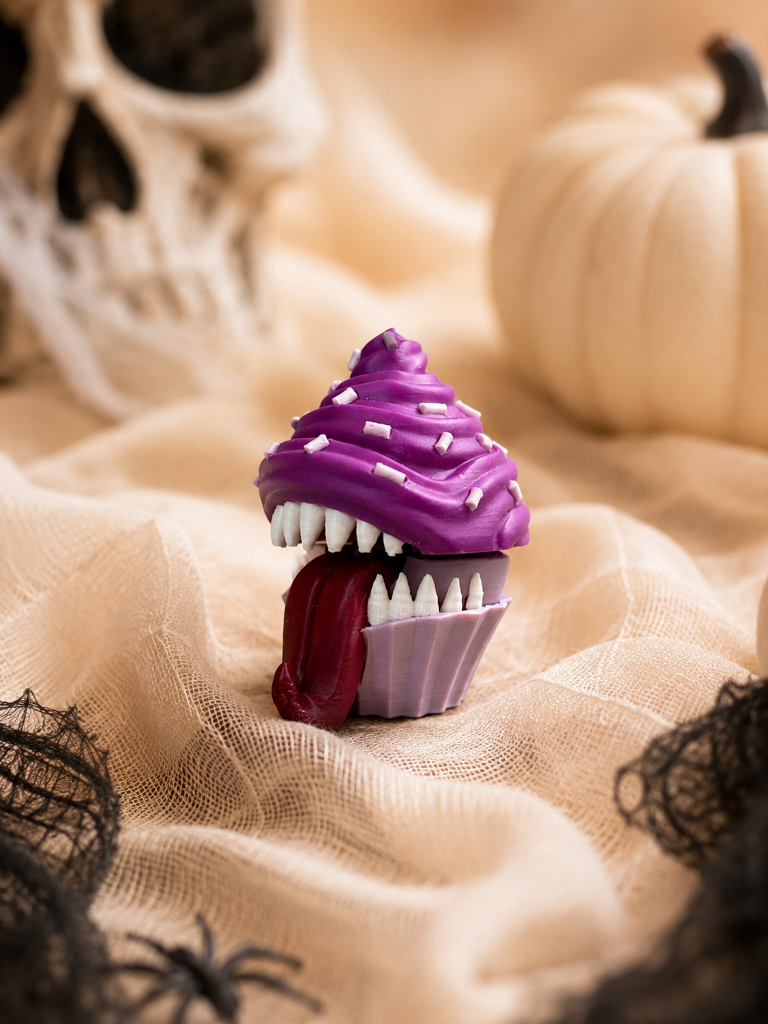 🧁 Mimic Cupcake Klicker – gruselig süß für Halloween