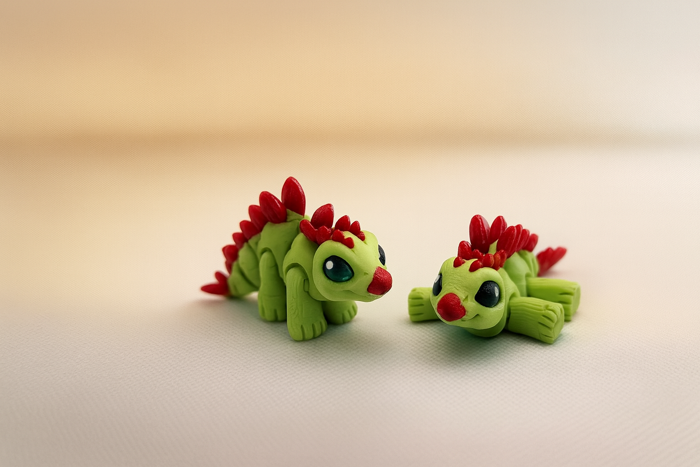 Hatchling Dino – Mini-Dino Mystery Edition