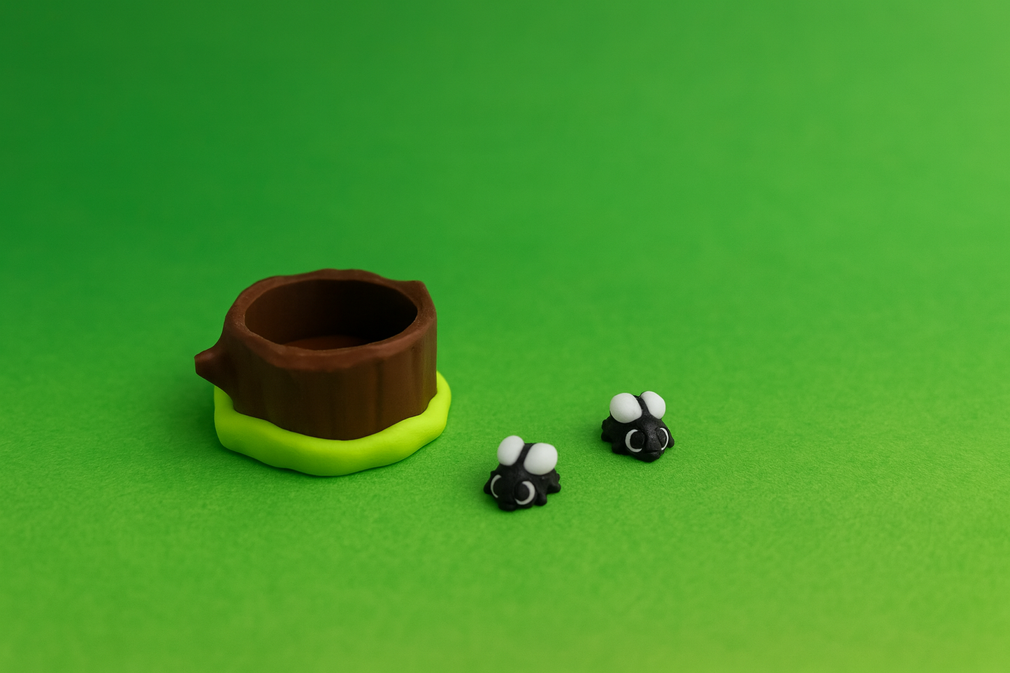 🕷️ Mini Spider Set with Magnetic Companions