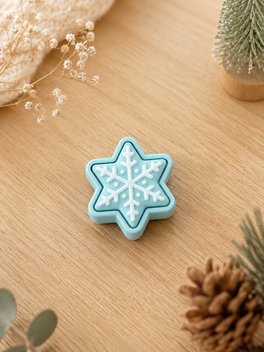 Schneeflocken-Clicker mit Kugelkette – winterlicher 3D-gedruckter Anhänger