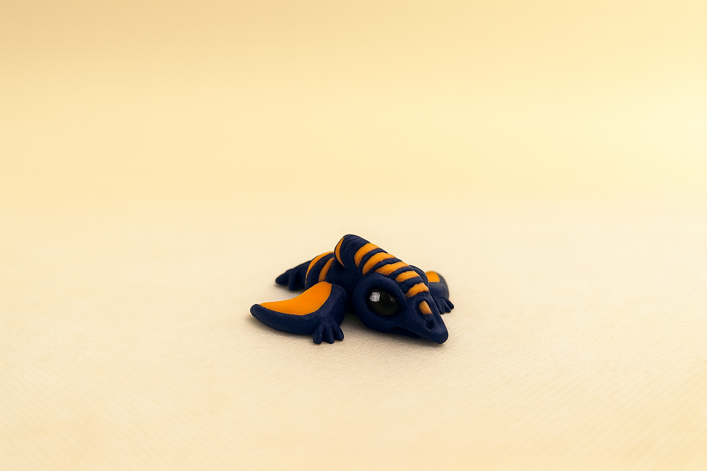 Hatchling Dino – Mini-Dino Mystery Edition
