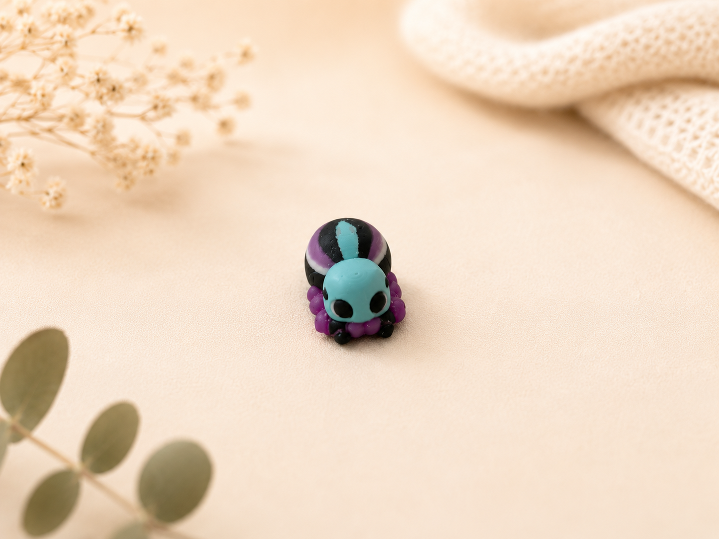 🕷️ Mini Spider Set with Magnetic Companions