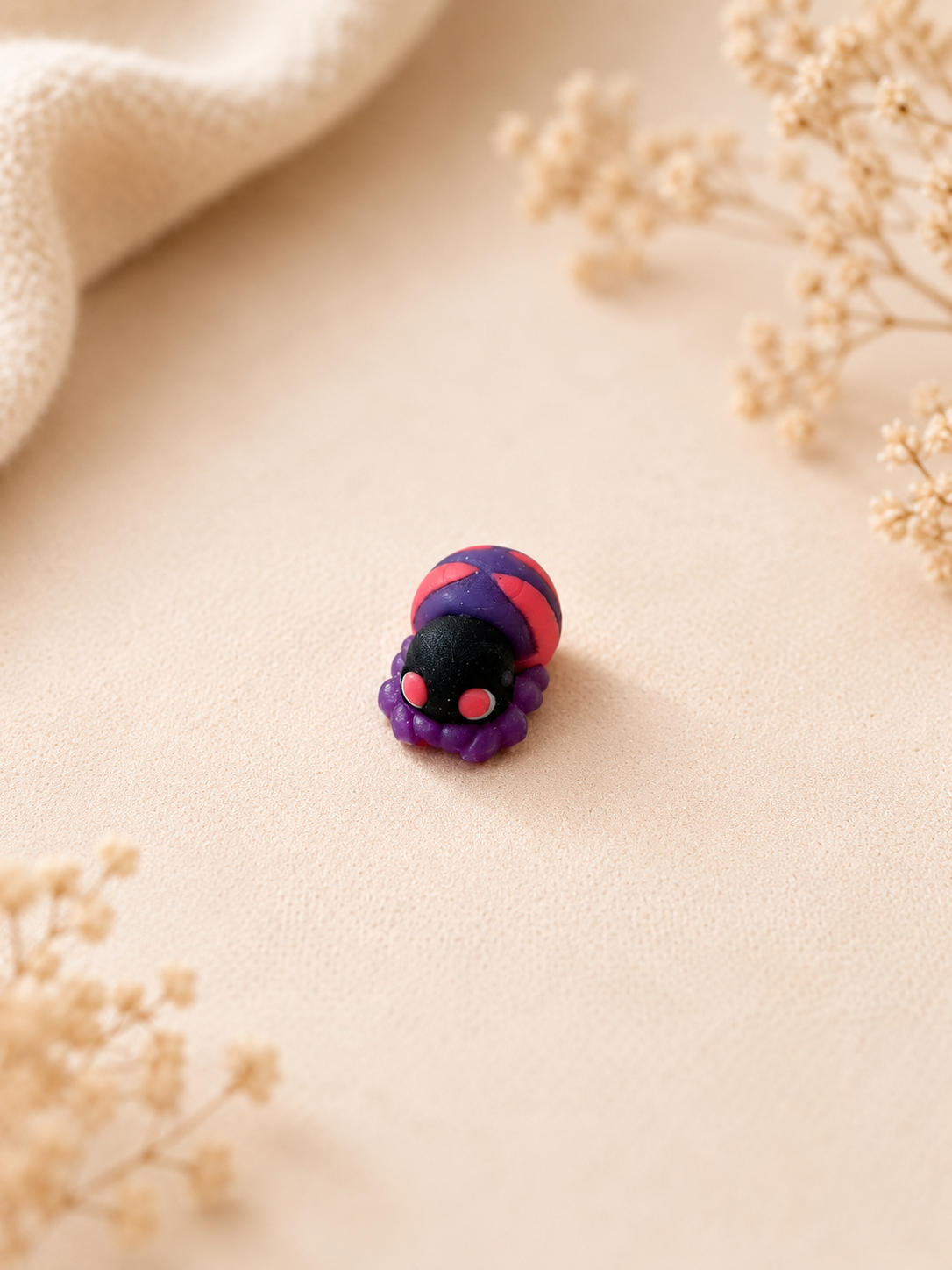🕷️ Mini Spider Set with Magnetic Companions