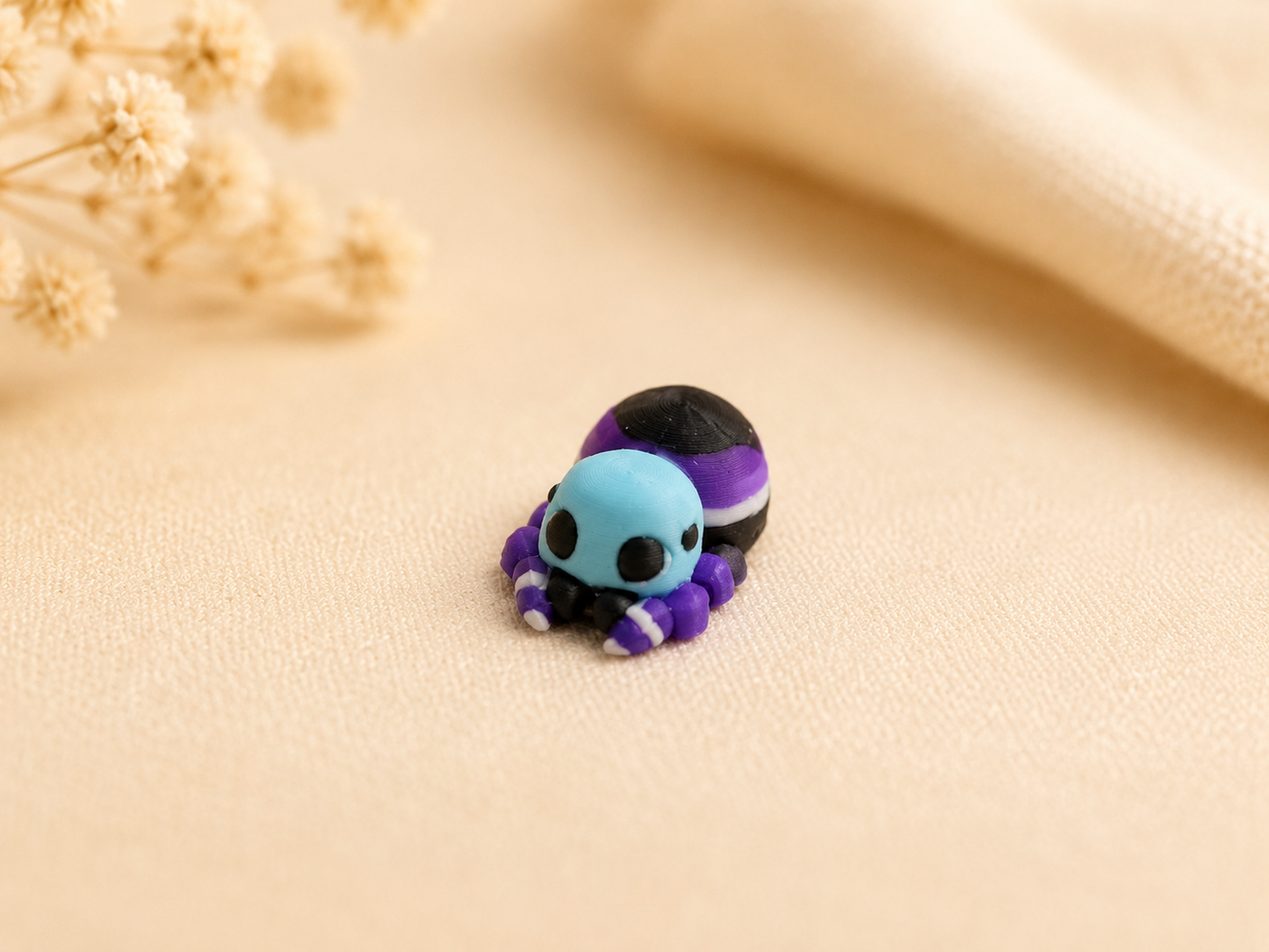 🕷️ Mini Spider Set with Magnetic Companions
